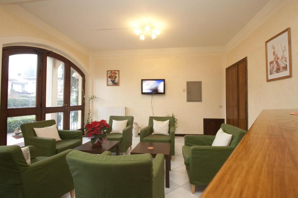 Hotel The Marquee Castelnuovo di Garfagnana Exterior foto