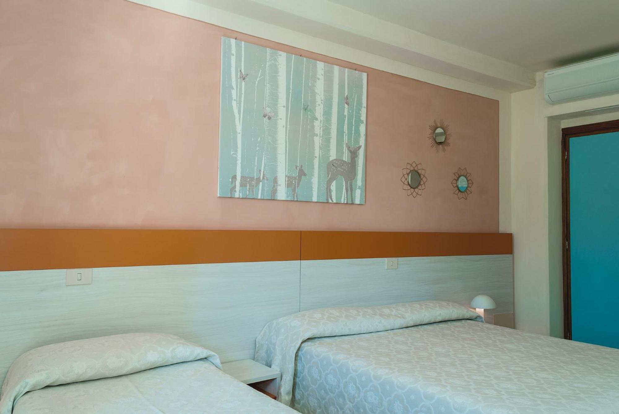 Hotel The Marquee Castelnuovo di Garfagnana Exterior foto